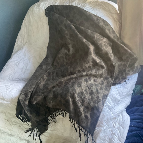 WOOLWRICH ONE SIZE Shaw leopard sweater kimono BROWN BLACK very cute wrap scarf - Picture 5 of 8